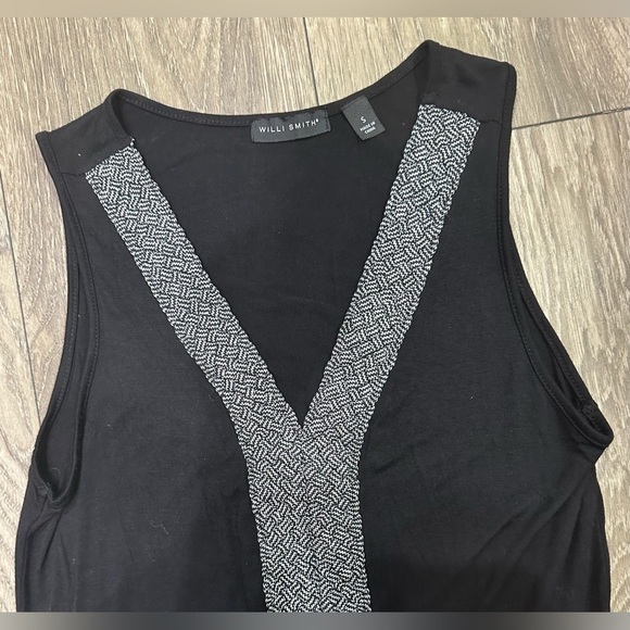 👚 Will Smith Black Sleeveless Embroidered V-Neck Blouse - Size Small 🌟 - Picture 3 of 9